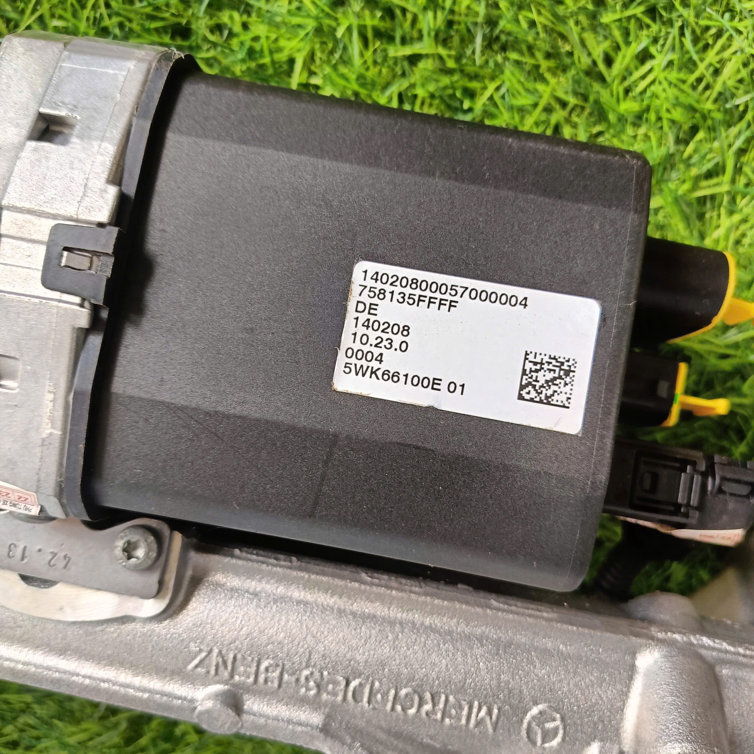 thước lái E200 E250  Mercedes-Benz W212 E-Class 4MATIC steering Rack LHD left handlebar A2124600201