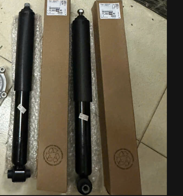 YL00318980	GIẢM SÓC SAU P84/P87 PEUGEOT 3008 5008